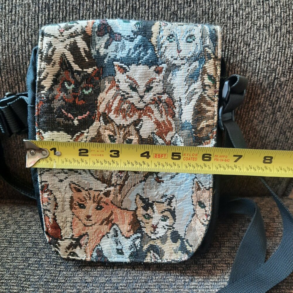 Small Cat Tapestry Purse 6"x9" Crossbody Shoulder Bag - Picture 4 of 6